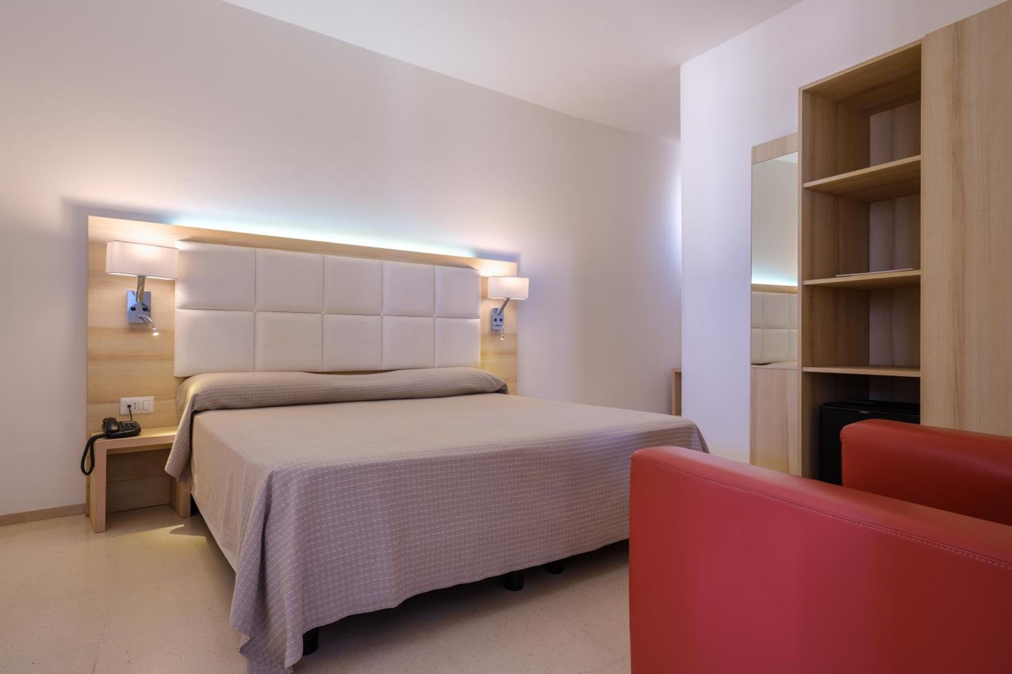 Hotel Albania Otranto Bagian luar foto