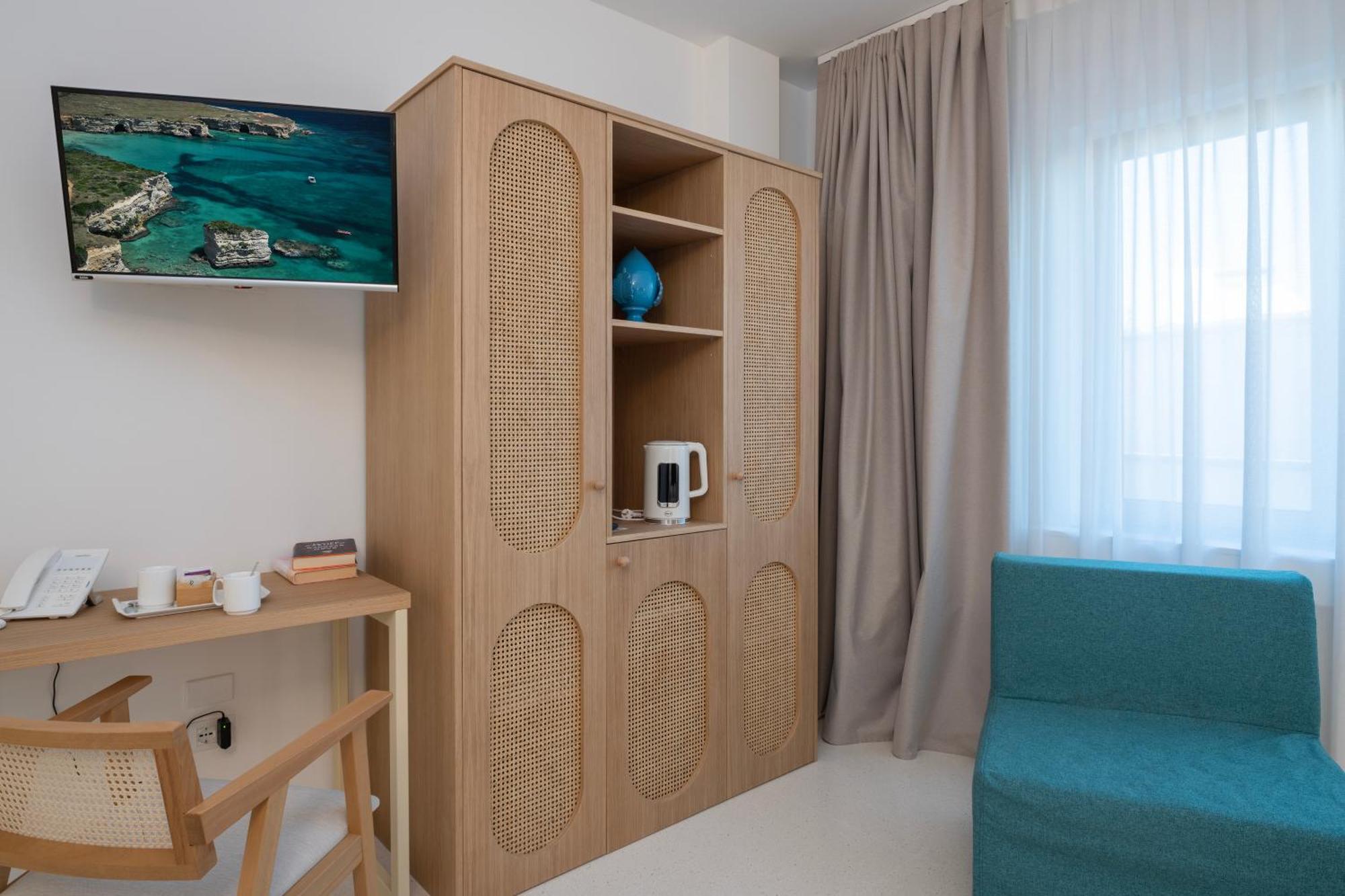 Hotel Albania Otranto Bagian luar foto