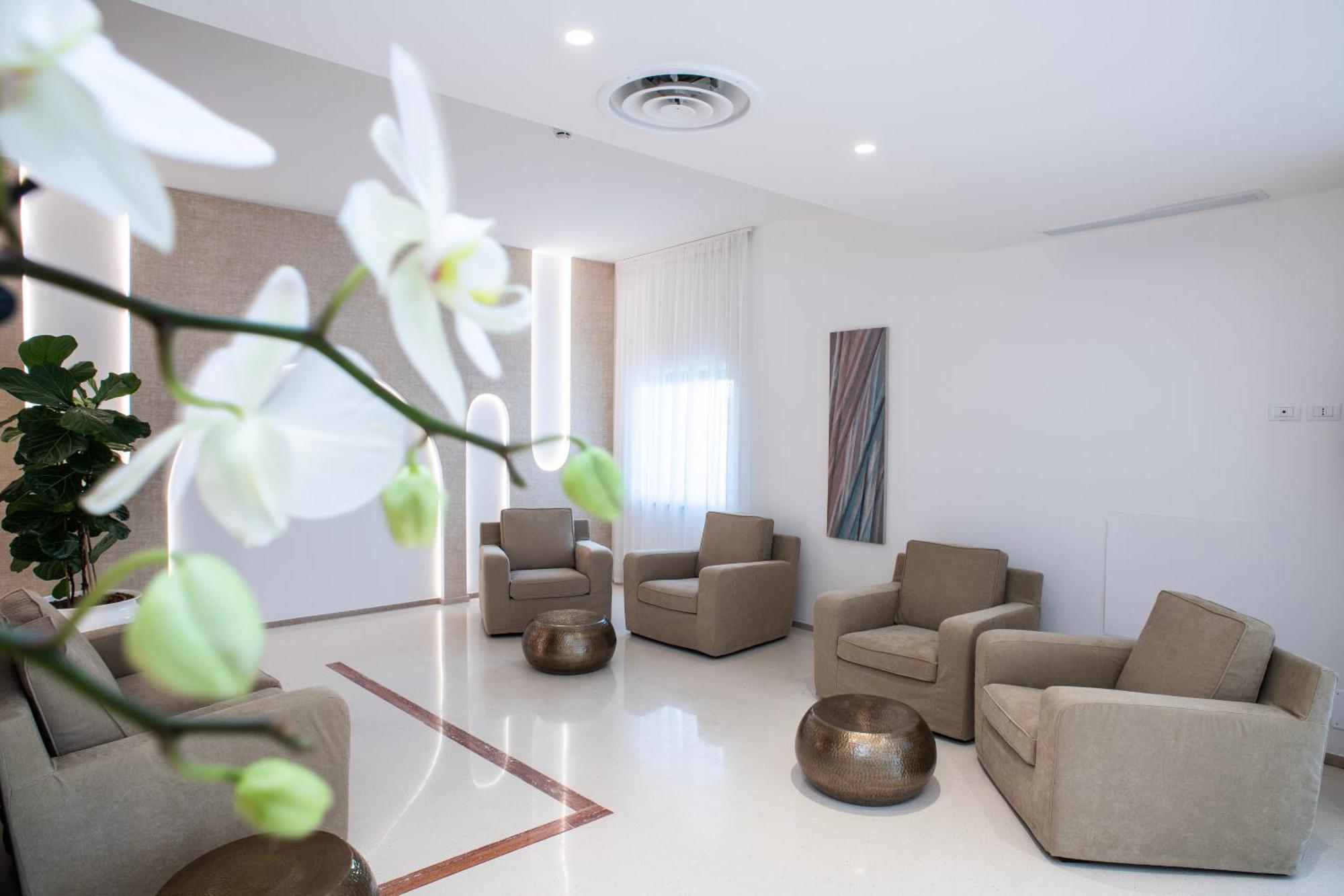 Hotel Albania Otranto Bagian luar foto