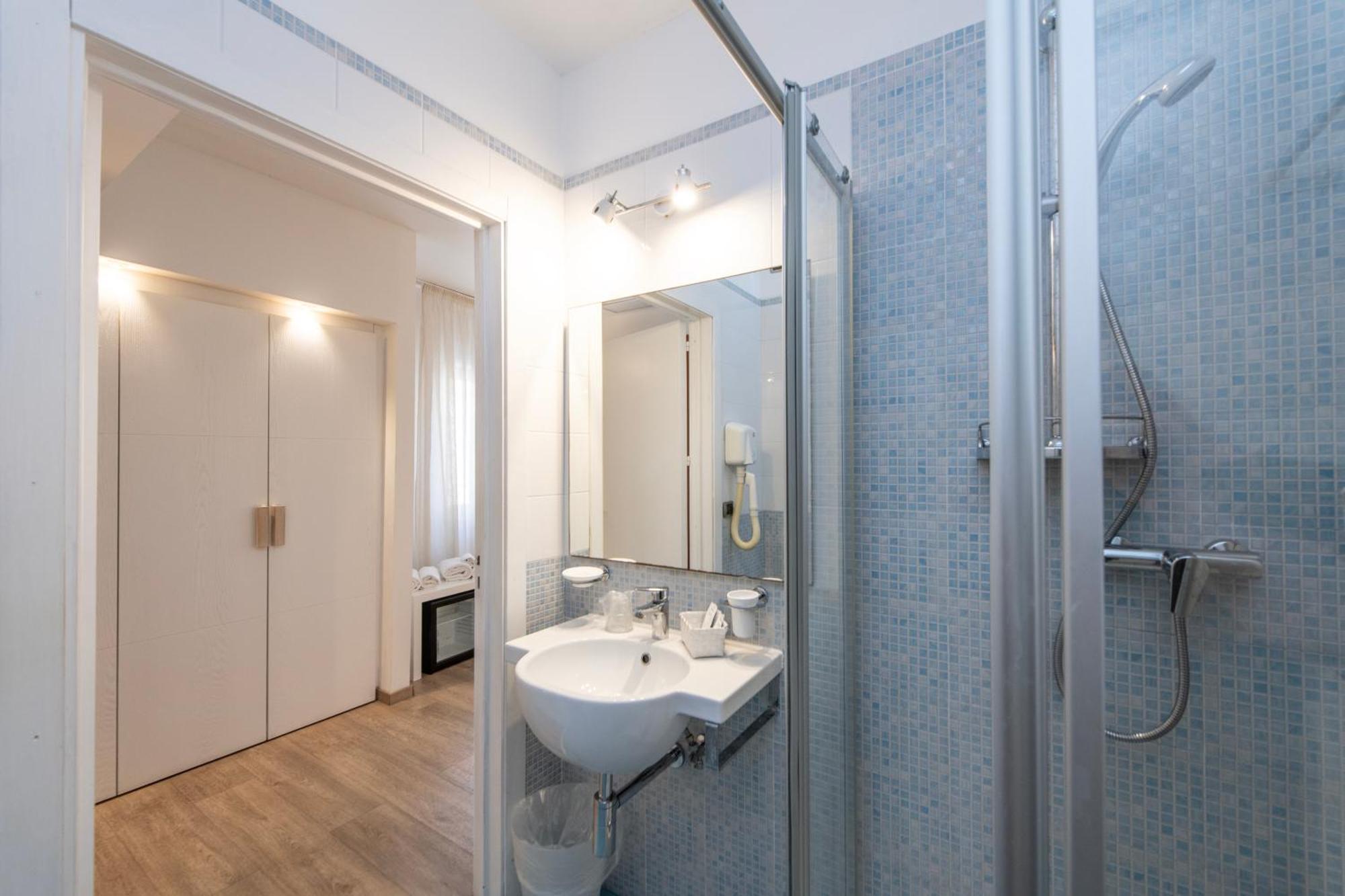 Hotel Albania Otranto Bagian luar foto