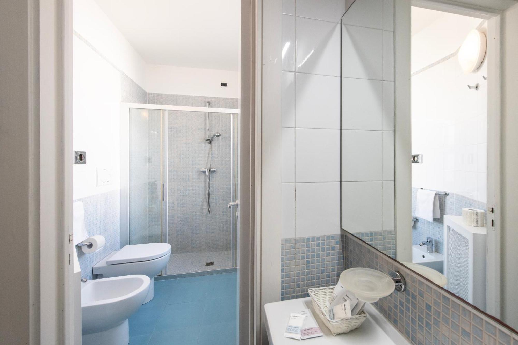 Hotel Albania Otranto Bagian luar foto