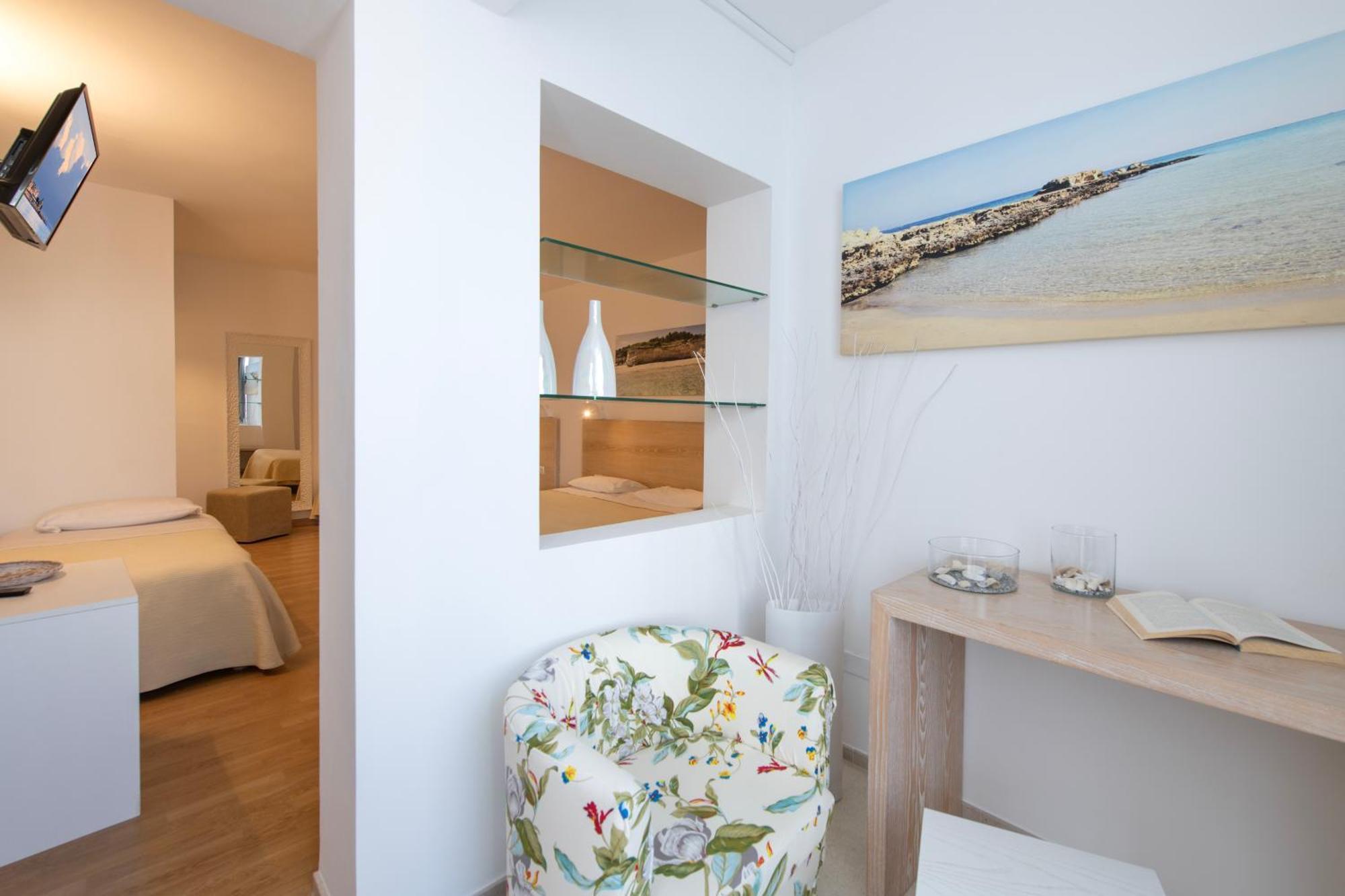 Hotel Albania Otranto Bagian luar foto